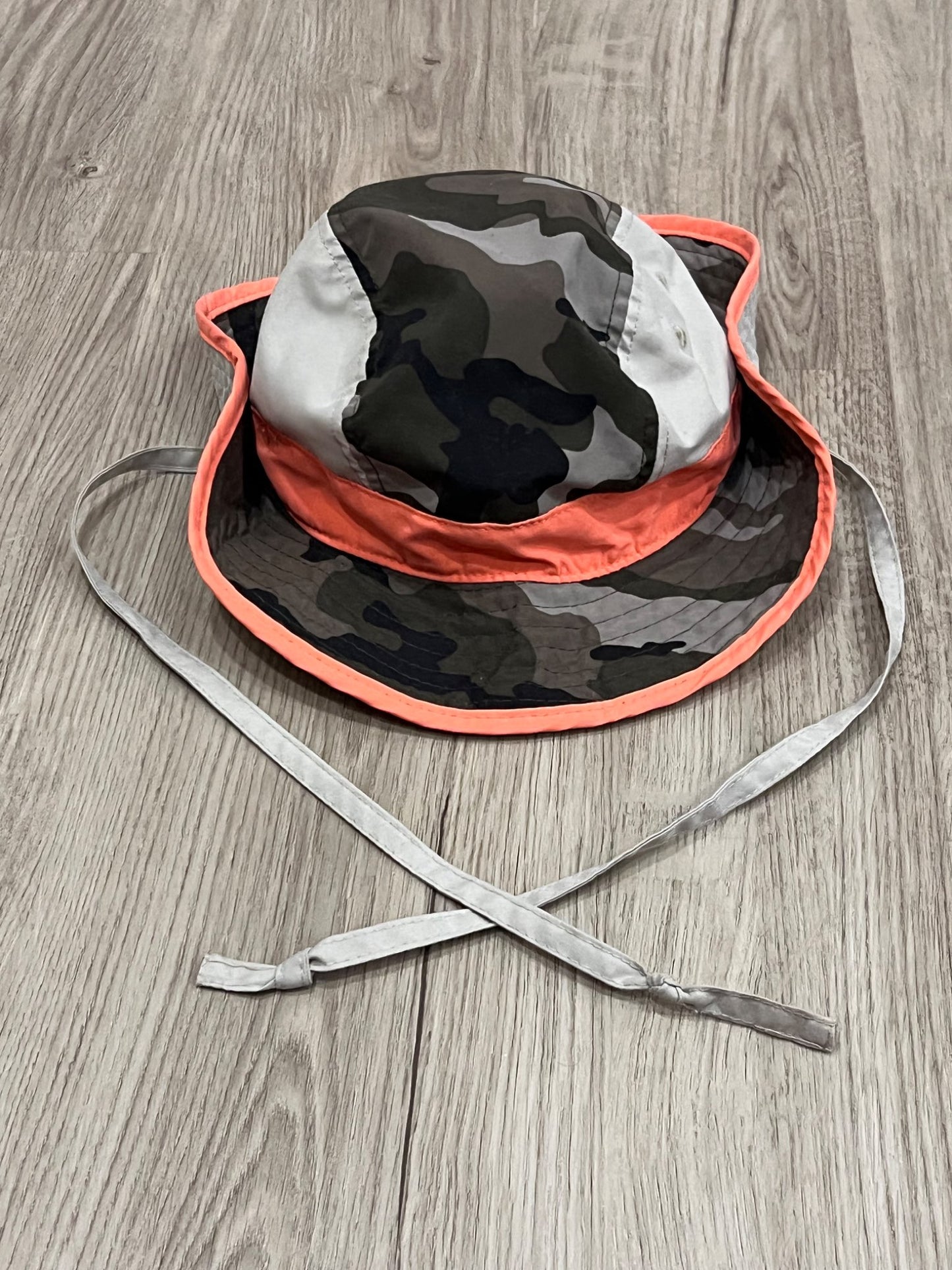 Brown Camouflage Camo Brimmed Sun Hat with Florescent Orange accents, size 3-4 yrs, VGUC