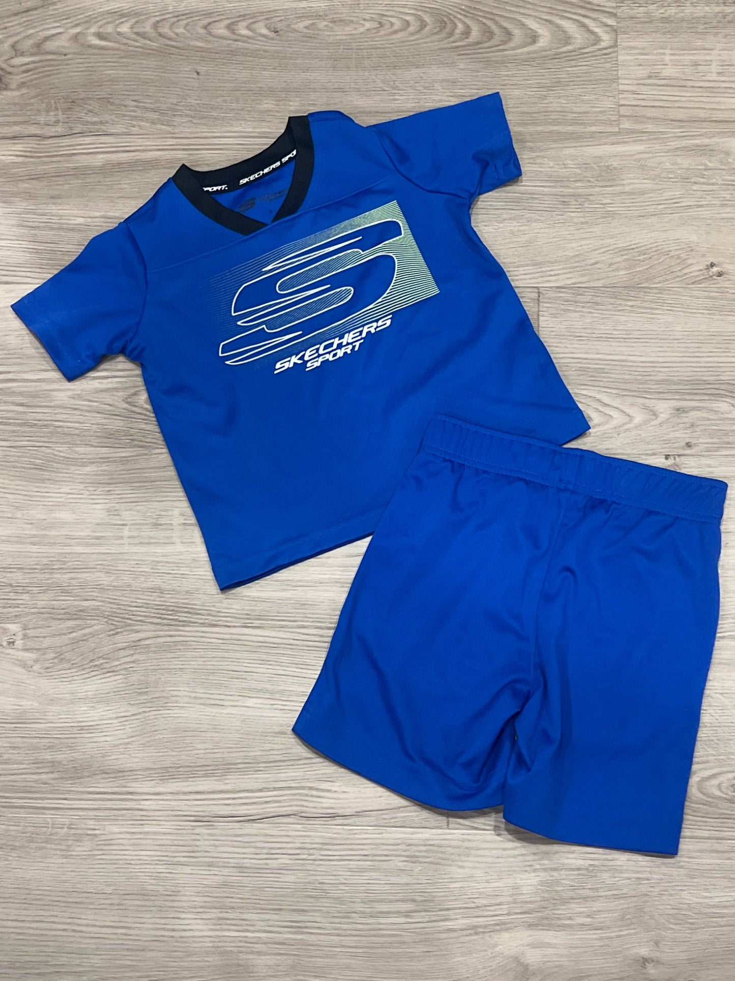 Boys Skechers 3-pc Tank Top, T-shirt and Shorts Set, size 4T, EUC, Kids 4/4T