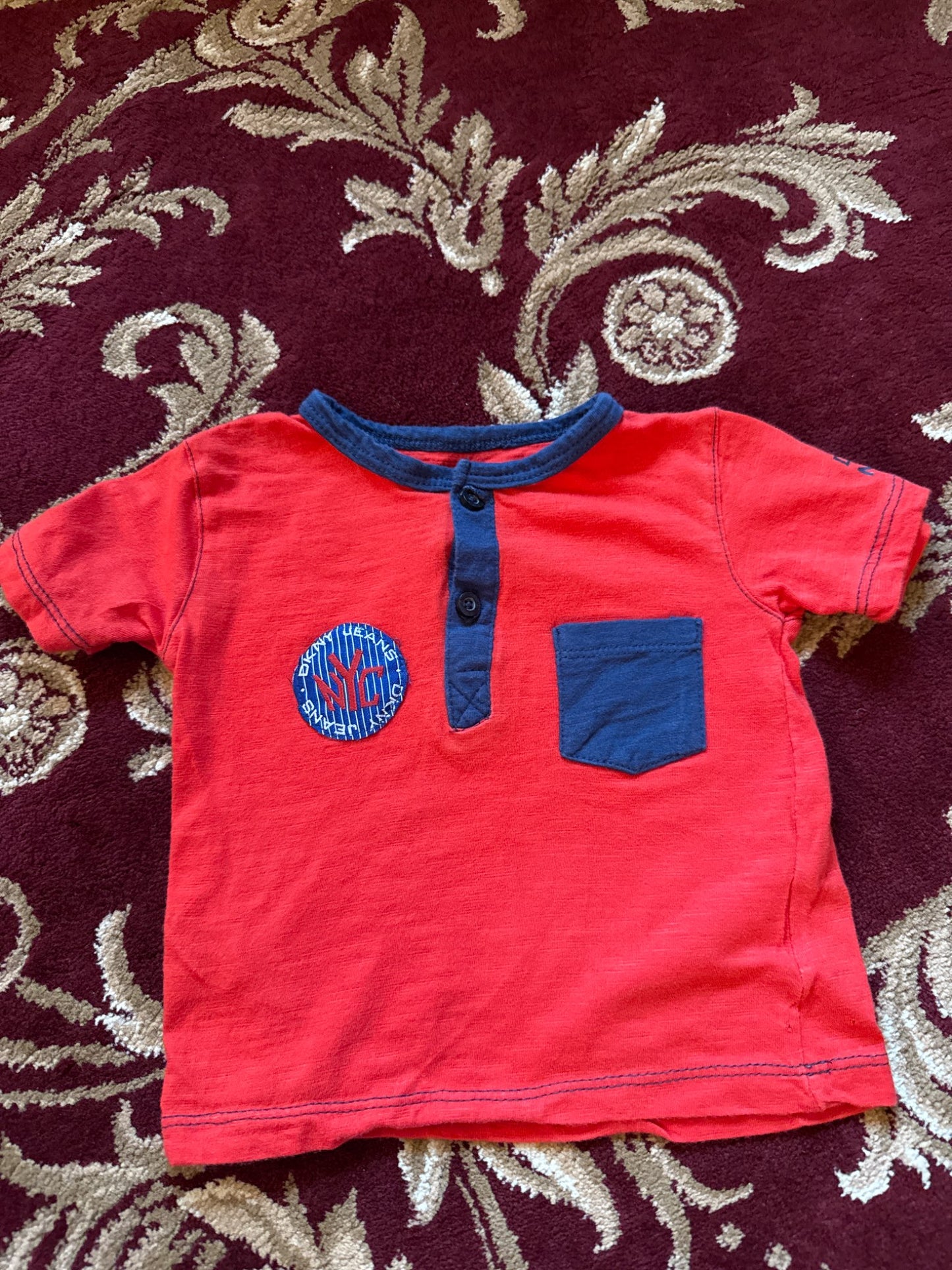 DKNY size 12m red short sleeve shirt & Navy stripes shorts , Kids 12 Month (9-12M)