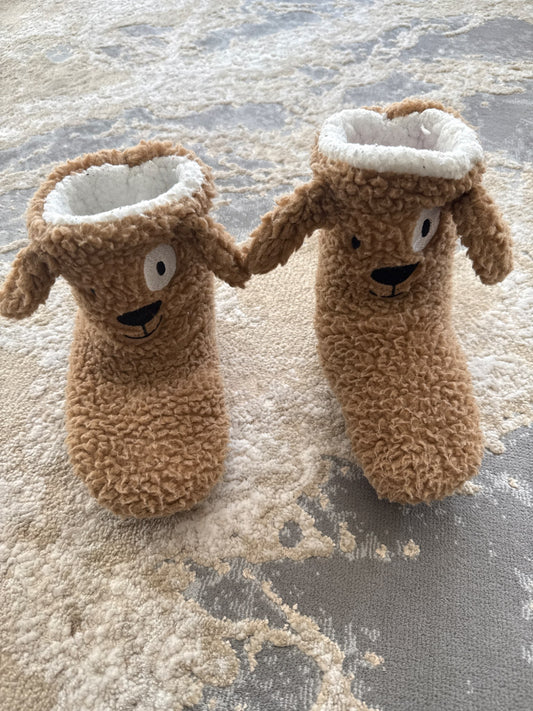 Dog slippers size 12-13, Shoes 13 (Kids:4-8yr)