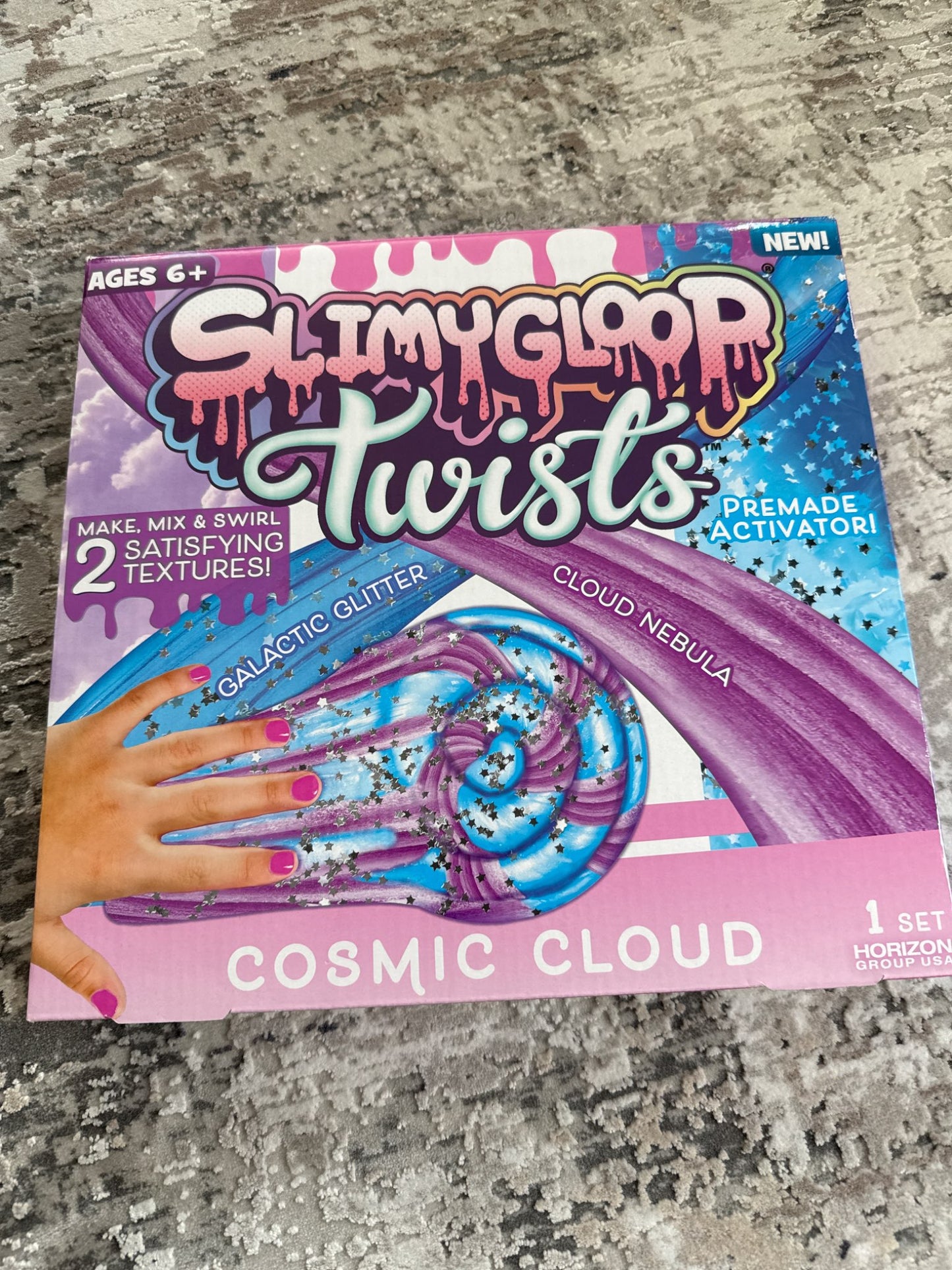 Hourzon slimygloop twists cosmic cloud