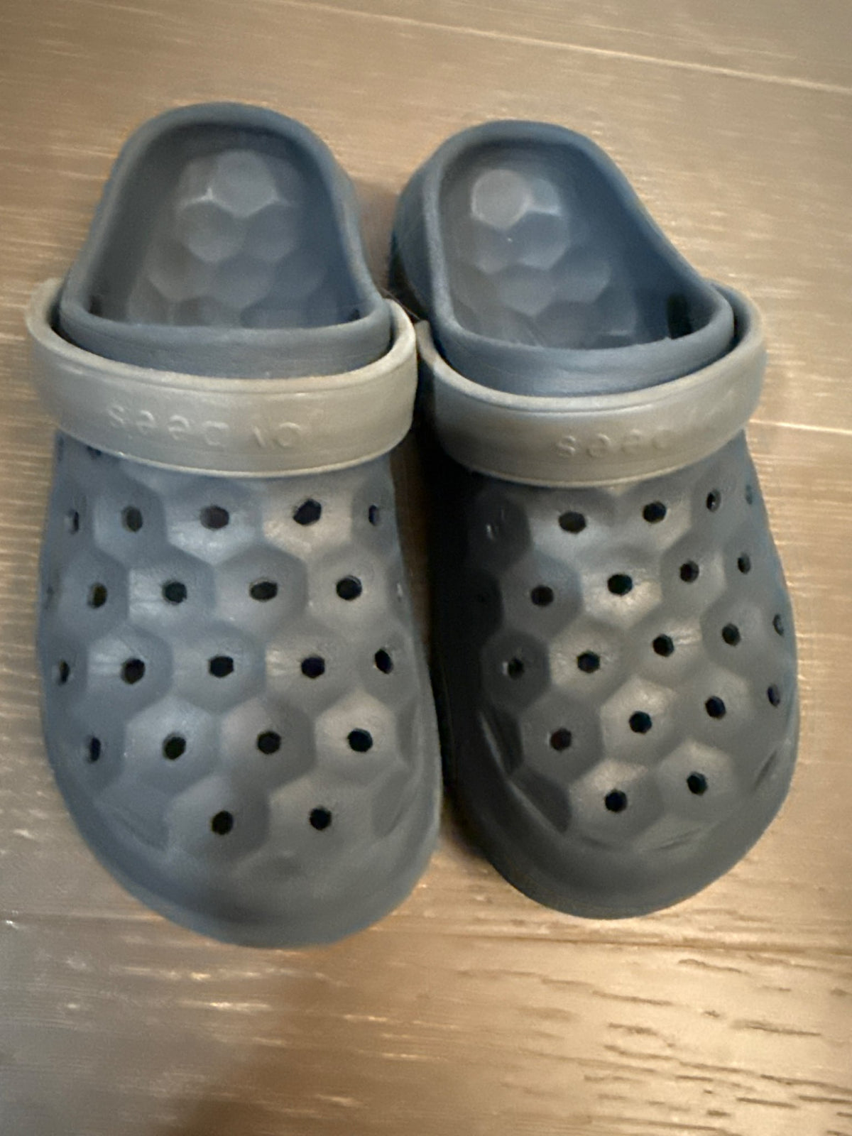Joy bees size 12/13 Navy/ grey clogs, Shoes 13 (Kids:4-8yr)