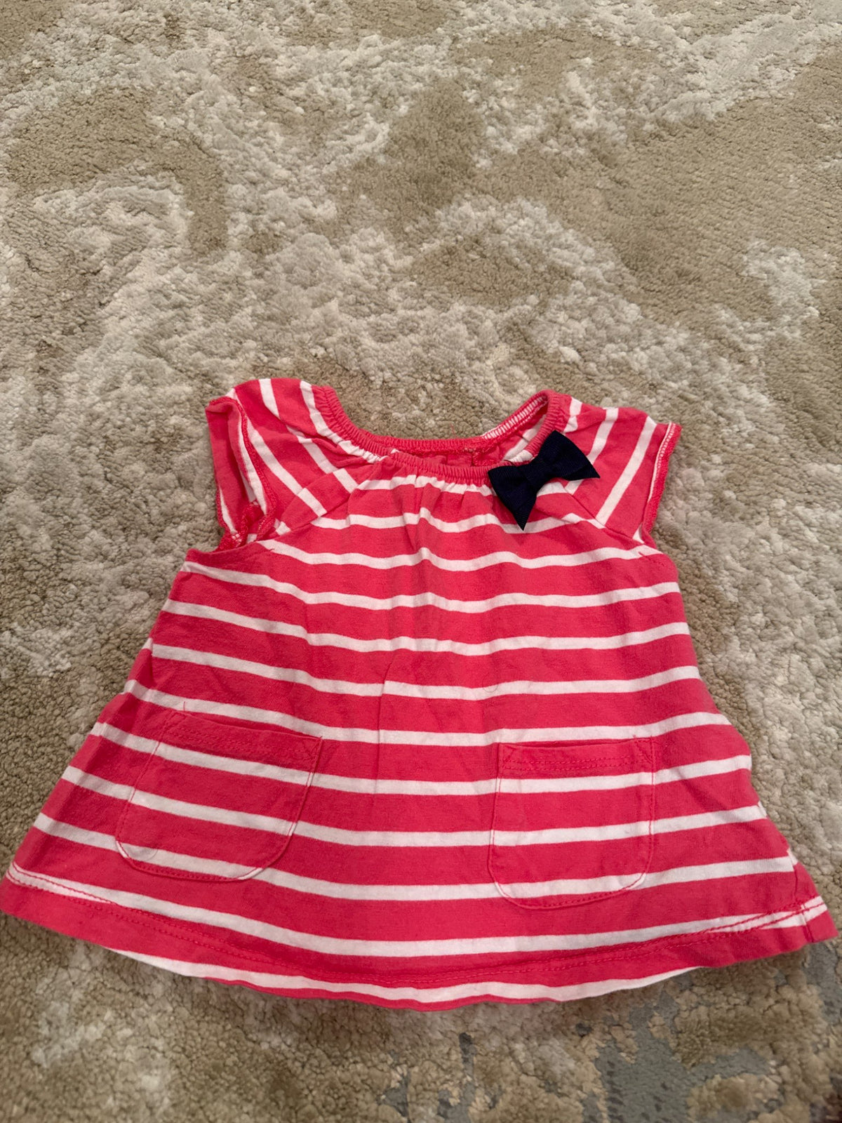 Carter size 9m pink summer 2 pc outfit, Kids 9 Month (6-9M)