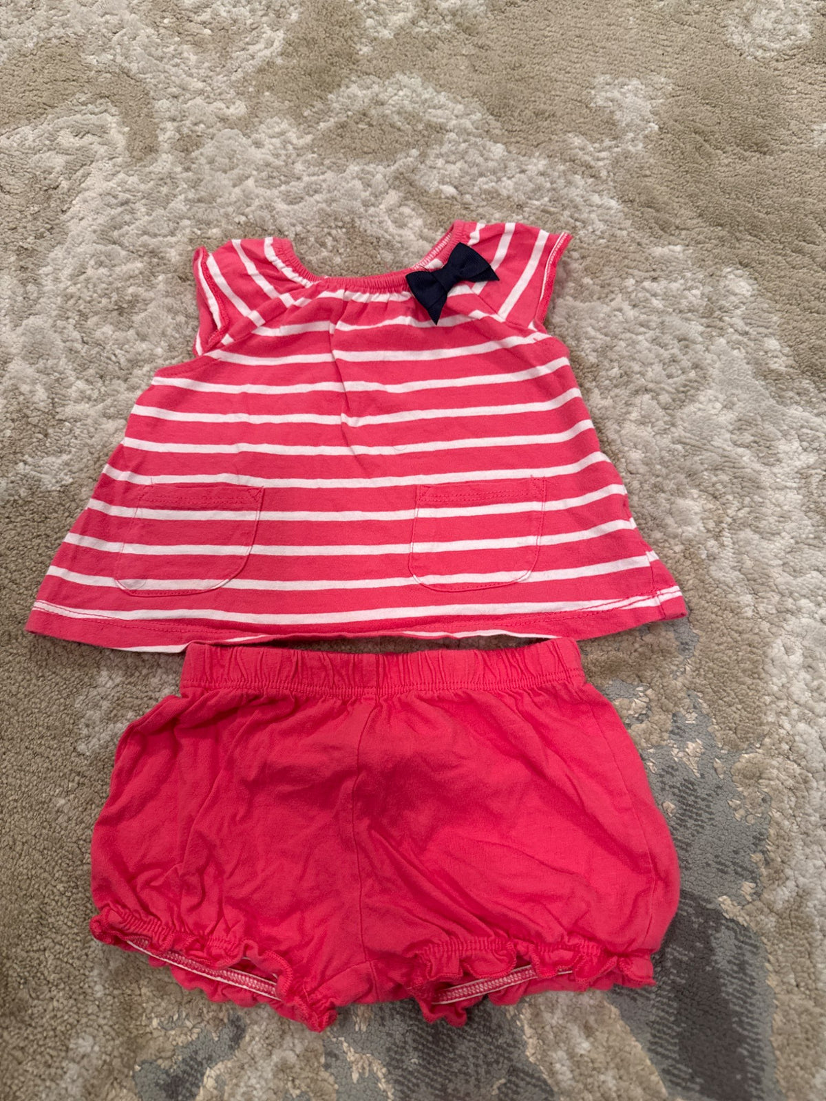 Carter size 9m pink summer 2 pc outfit, Kids 9 Month (6-9M)