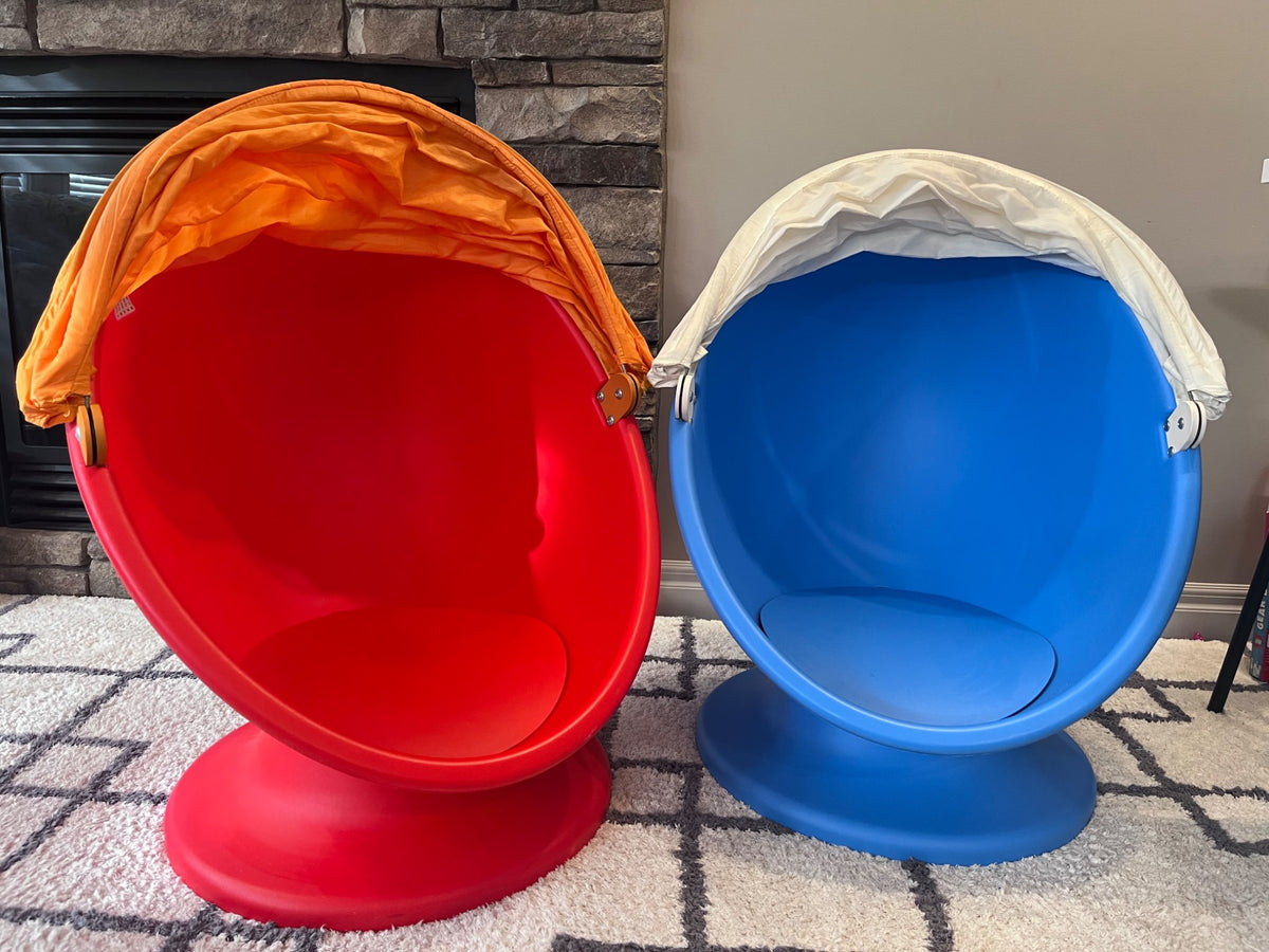 Swivel egg chairs - set of 2
