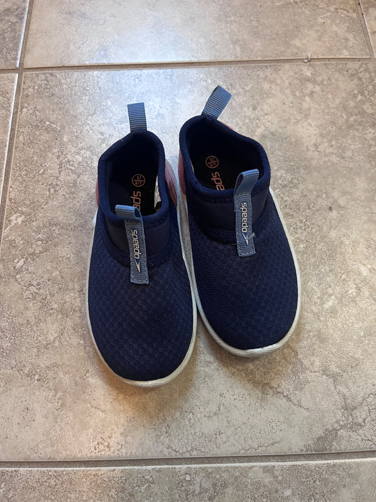 Speedo, water shoes, 6 toddler , Shoes 6 (Walkers:12-24 mth)