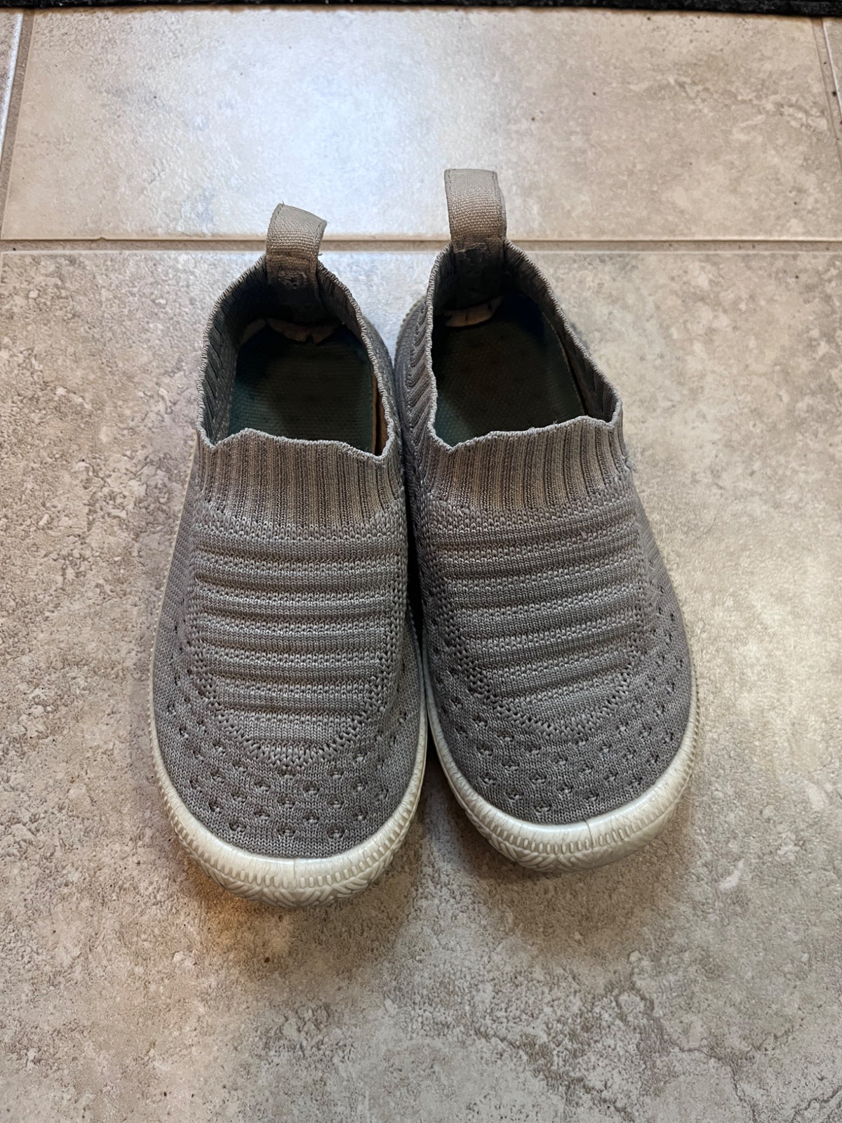 Jan and Jul, grey sneakers, 9 toddler , Shoes 9 (Toddler:2-4yr)