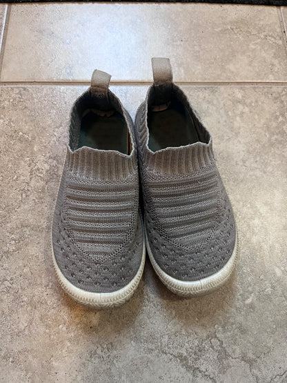 Jan and Jul, grey sneakers, 9 toddler , Shoes 9 (Toddler:2-4yr)