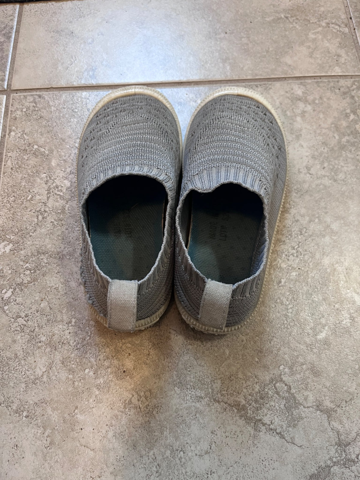 Jan and Jul, grey sneakers, 9 toddler , Shoes 9 (Toddler:2-4yr)