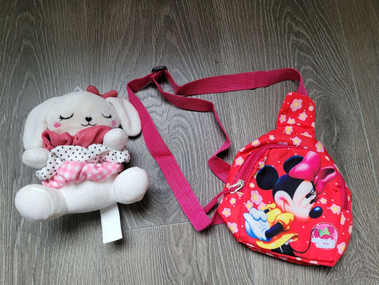 Minnie Mouse Mini Sling & Plushie with Scrunchies