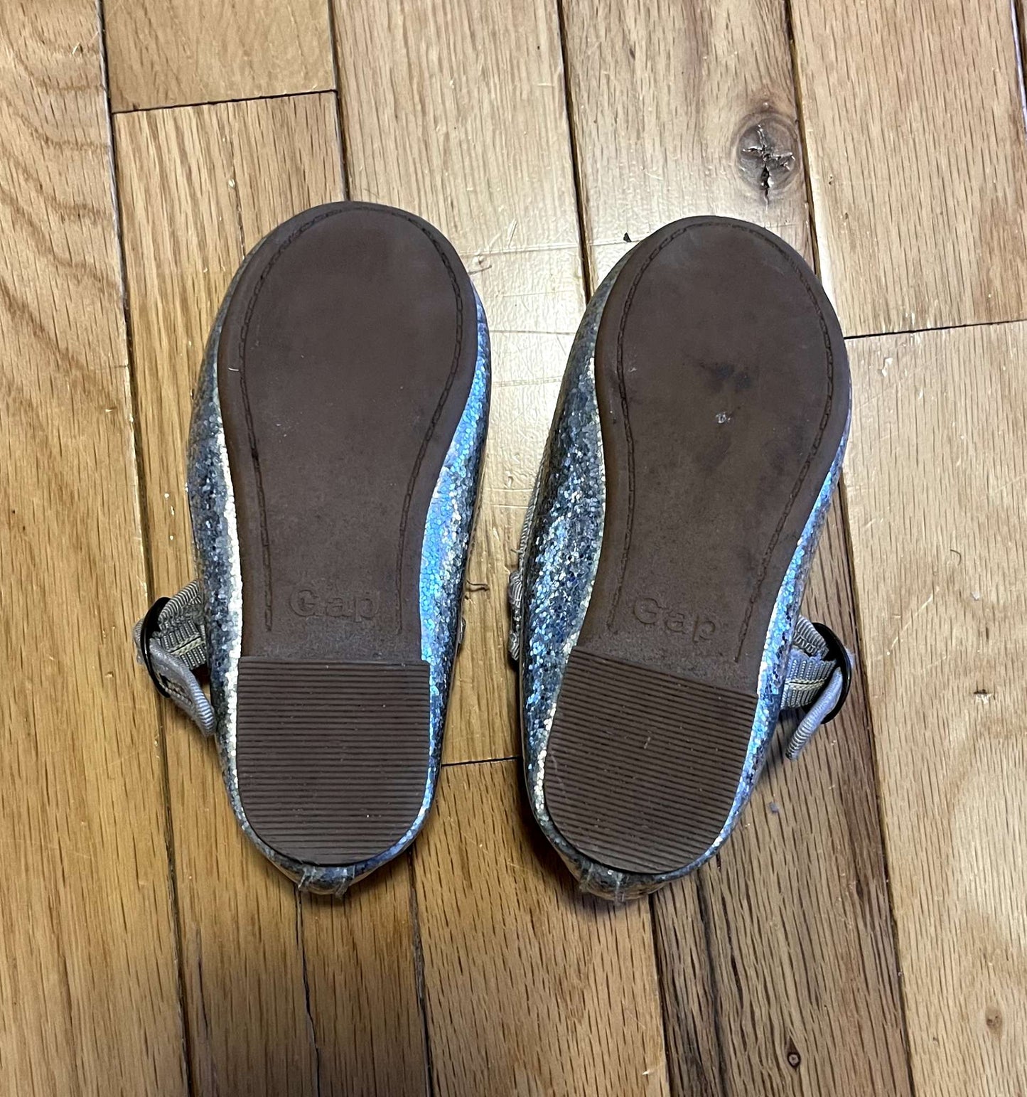 Size 8 Sparkly Dress Shoes, Shoes 8.5 (Toddler:2-4yr)