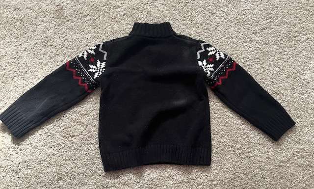 Winter sweater size 4, Kids 4/4T