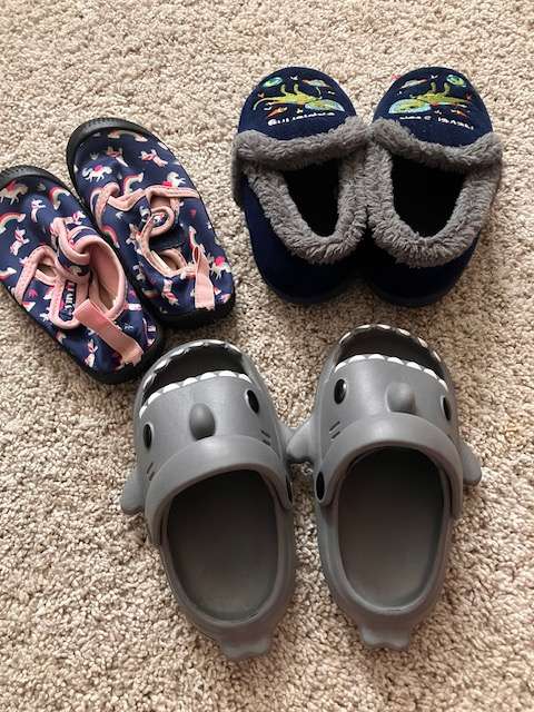 Toddler shoes (3), Shoes 9 (Toddler:2-4yr)