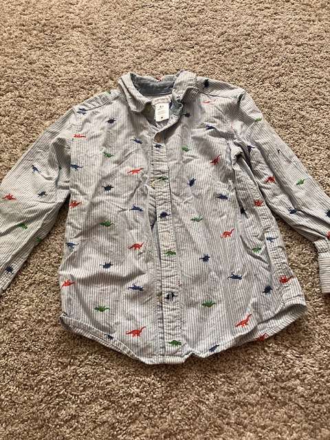 Dress shirts (2) size 4, Kids 4/4T