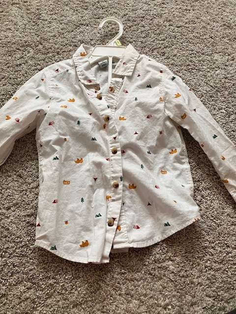 Dress shirts (2) size 4, Kids 4/4T