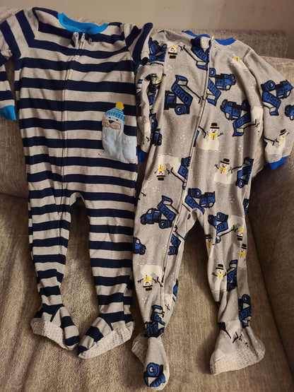 Carters 4T fleece footed sleepers, Kids 4/4T