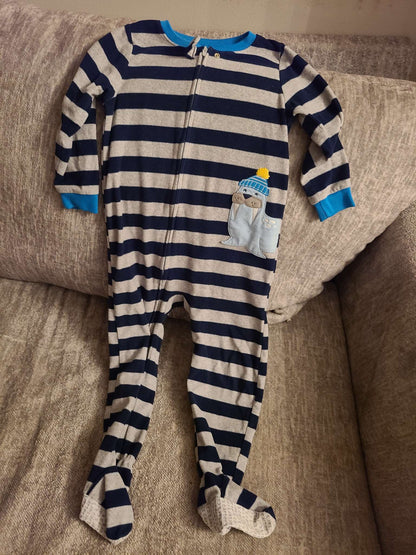 Carters 4T fleece footed sleepers, Kids 4/4T