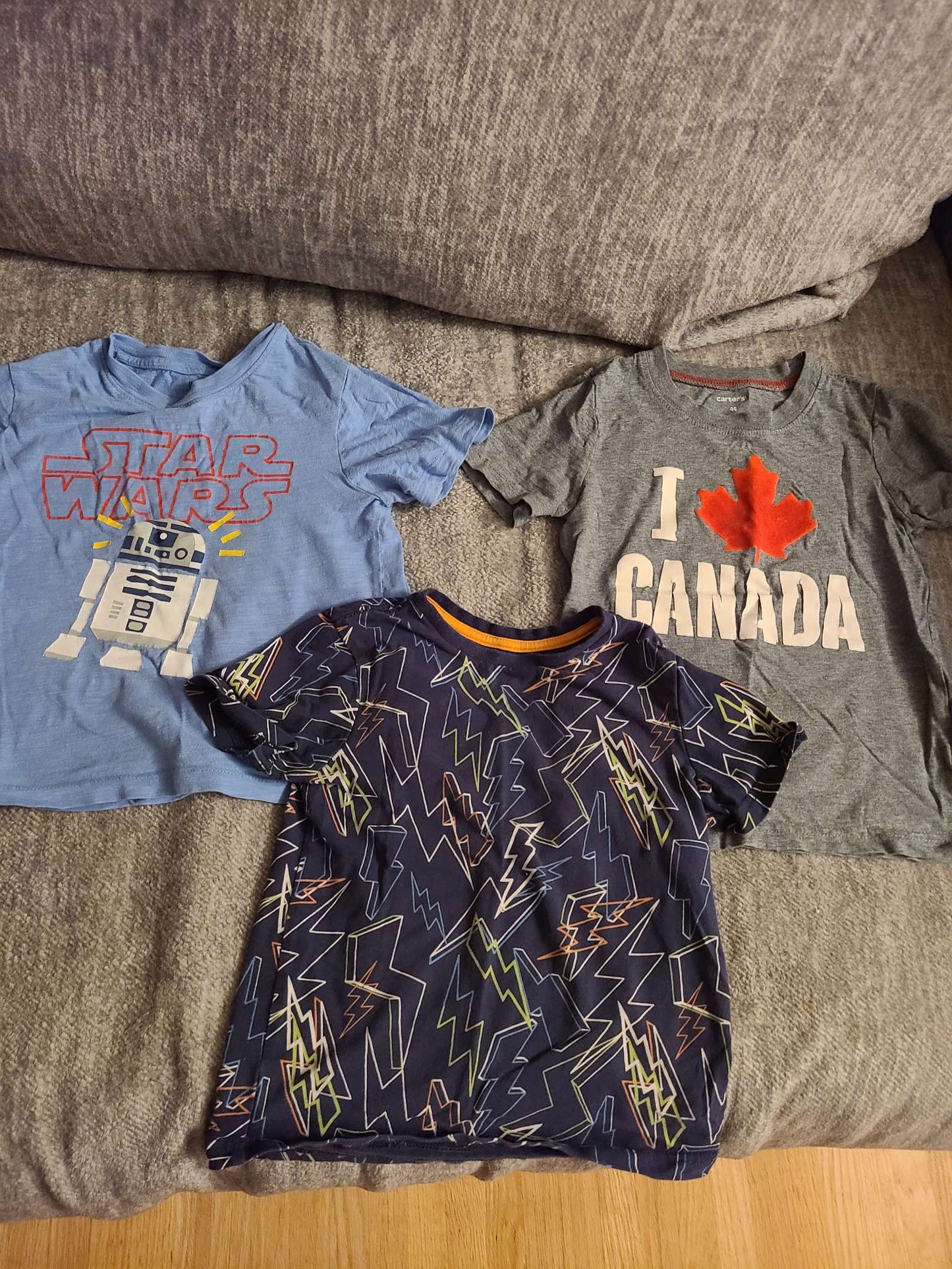 4T t-shirts 3 pcs, Kids 4/4T
