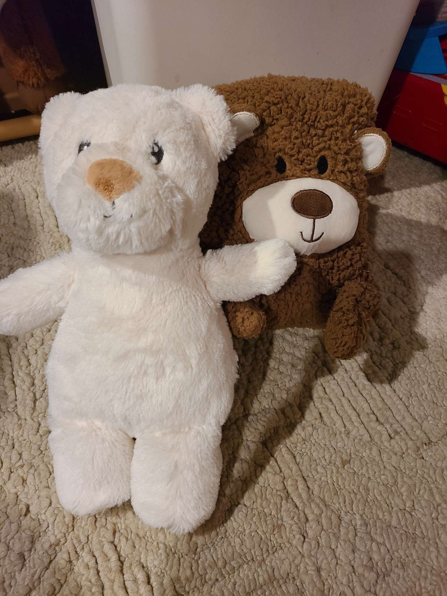 Bear blanket and bear stuffy