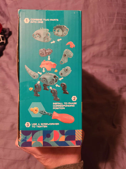 Dinosaur assembly puzzle and fight toy NWT