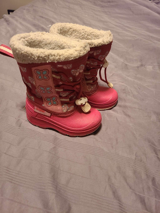 Size 6 boots, Shoes 6 (Walkers:12-24 mth)