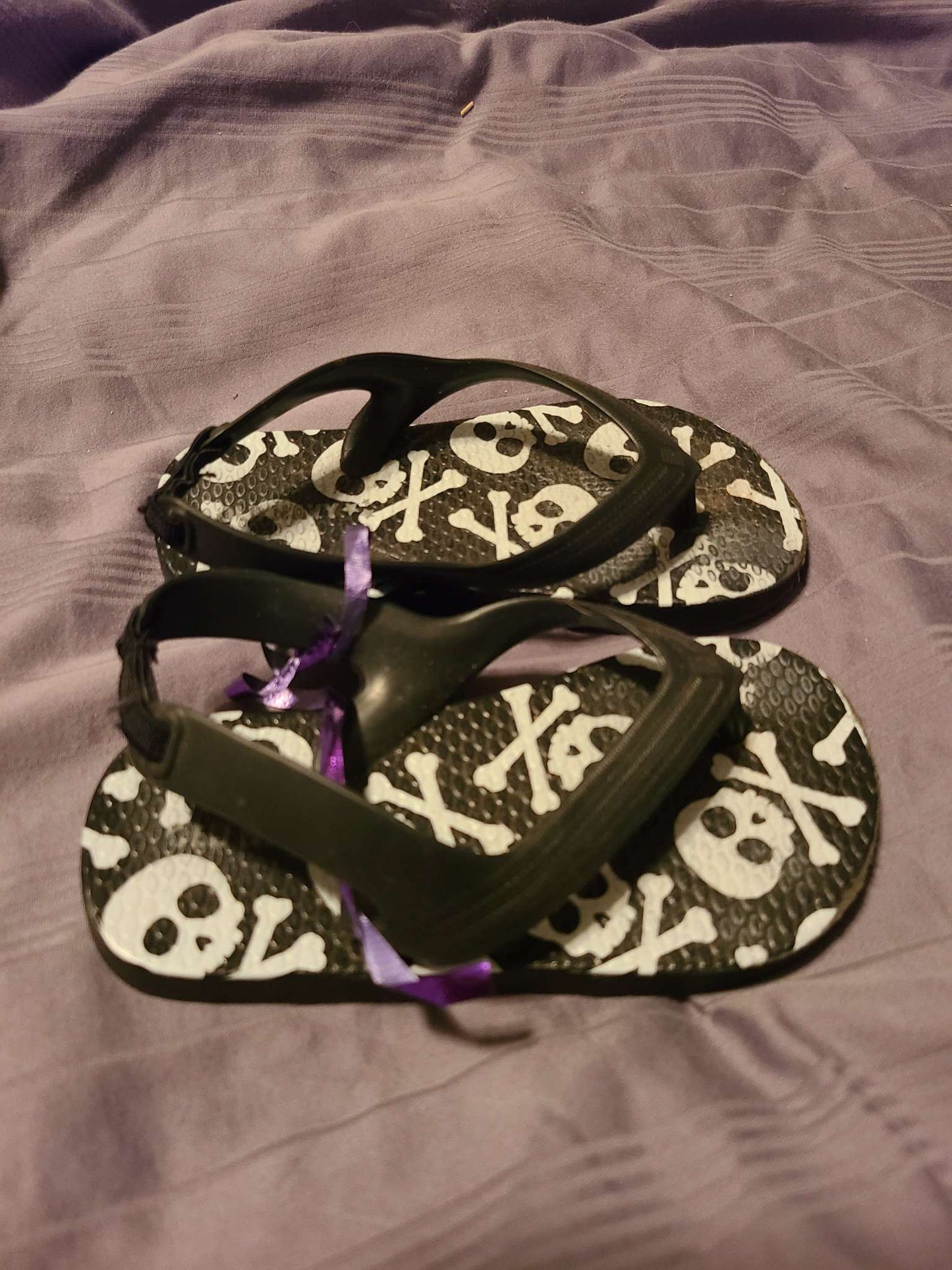 Old navy Size 7 sandals , Shoes 7 (Walkers:12-24 mth)