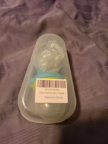 Food feeder with 3 nipples nwt