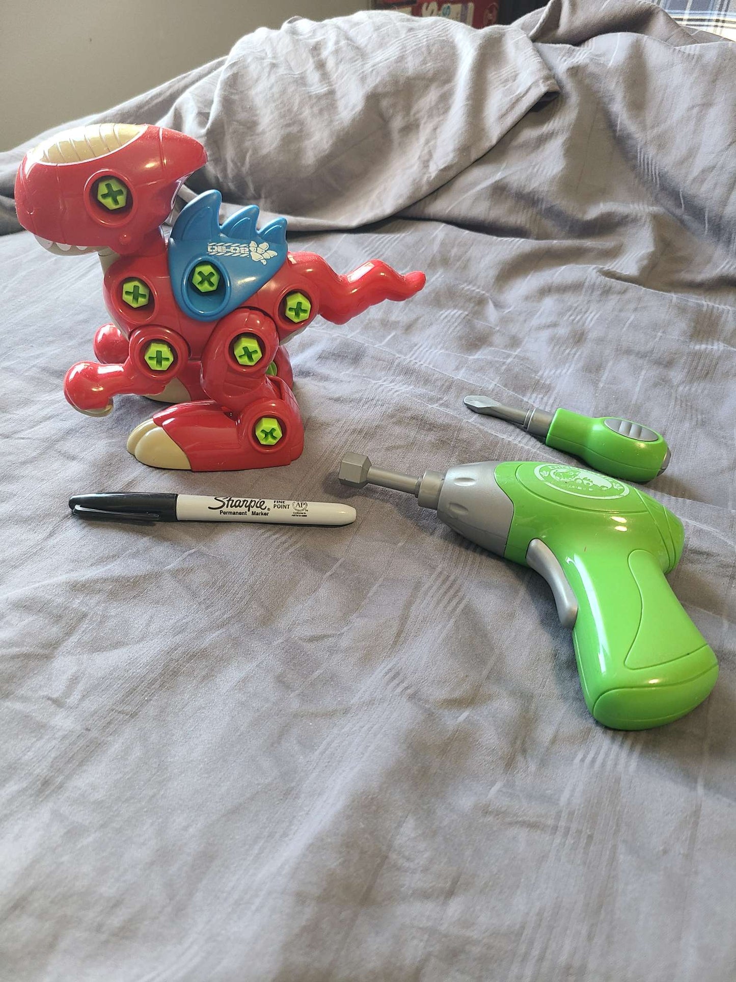 Build your own dinosaur