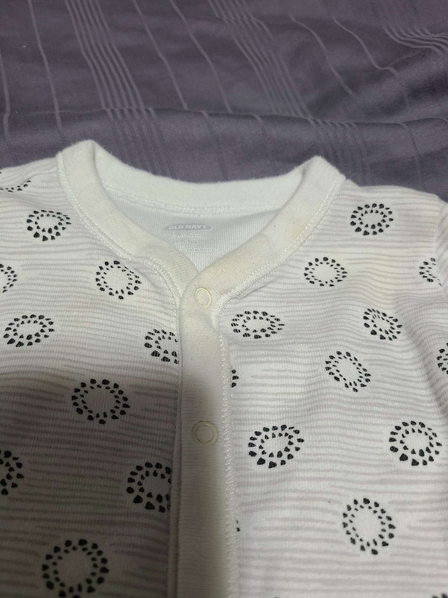 3 to 6 month button up sleepers , Kids 6 Month (3-6M)