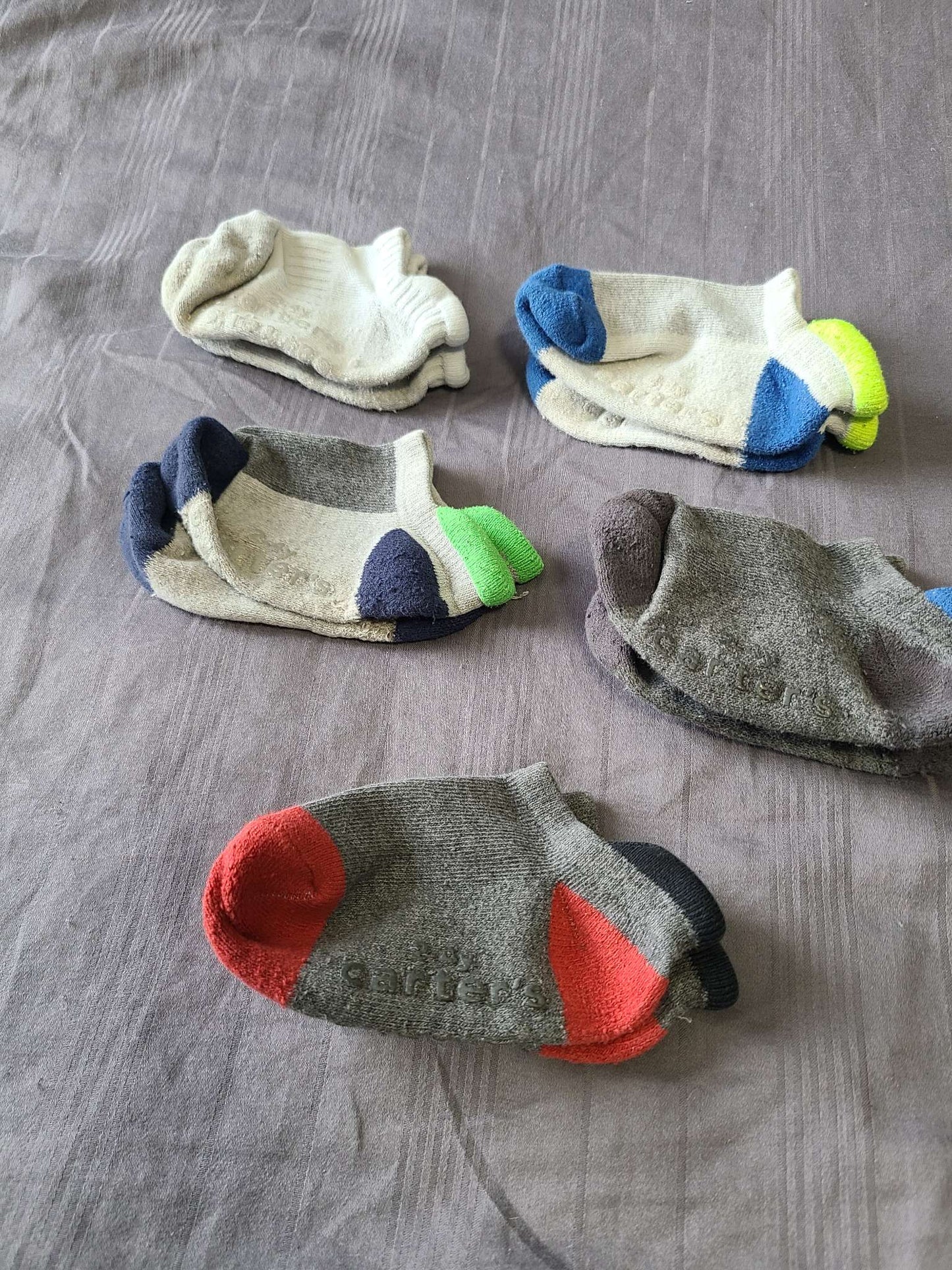 Carter's 4 to 7 year socks 7 pairs