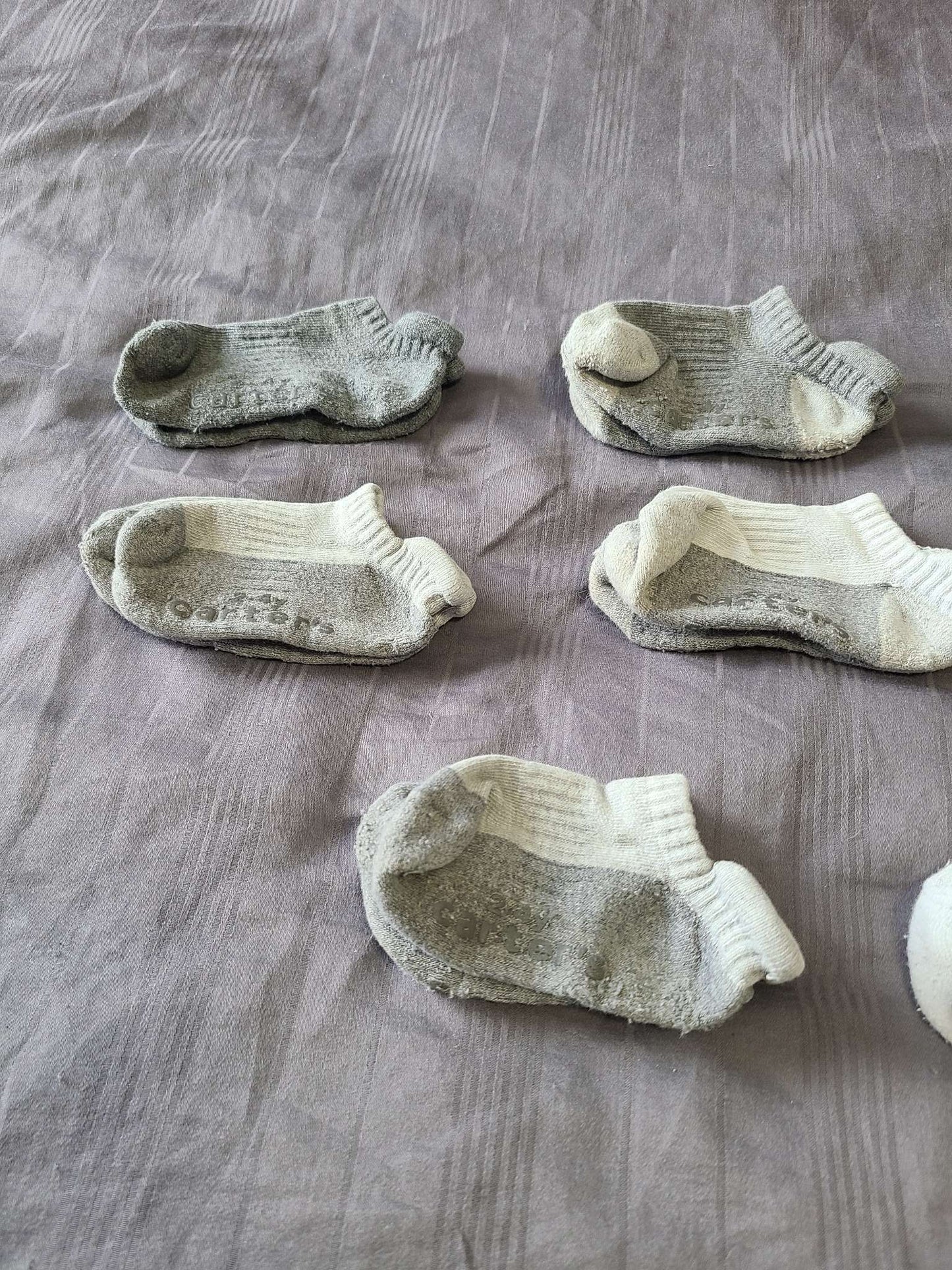 Carter's 4 to 7 year socks 8 pair
