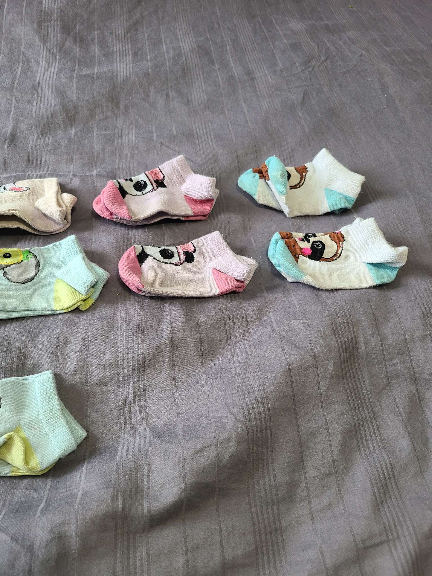 Size 3 to 6 baby socks 11 pairs