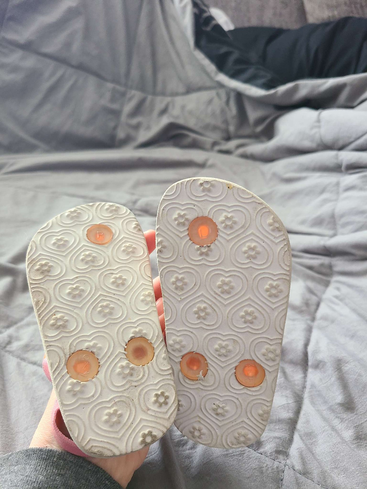 Size 4 sandals, Shoes 4 (Baby: 0-12 mth)