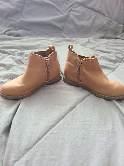 Joe fresh size 7 brown shoes , Shoes 7 (Walkers:12-24 mth)