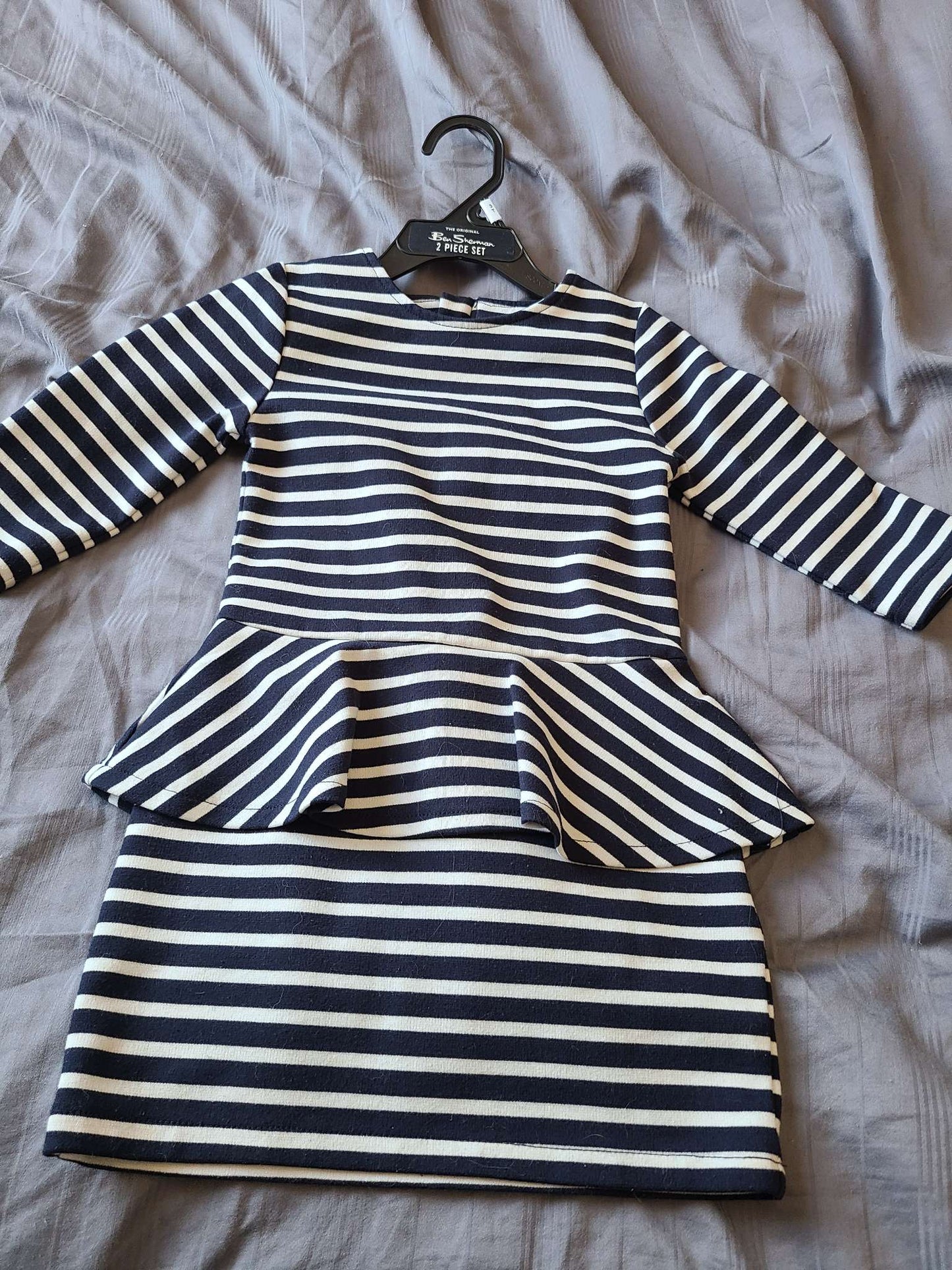 H&m 2 to 4 year dress , Kids 2T