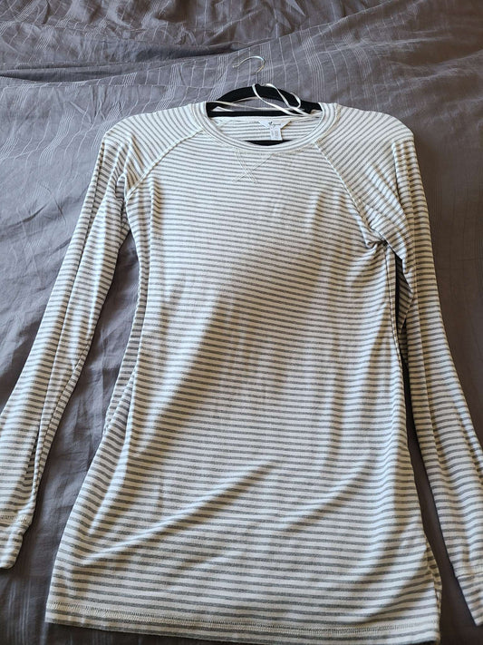 Thyme Maternity top xs , Maternity XS (0-2)