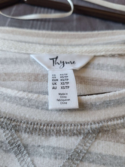 Thyme Maternity top xs , Maternity XS (0-2)