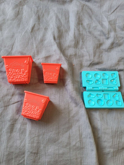 Playdoh baking set