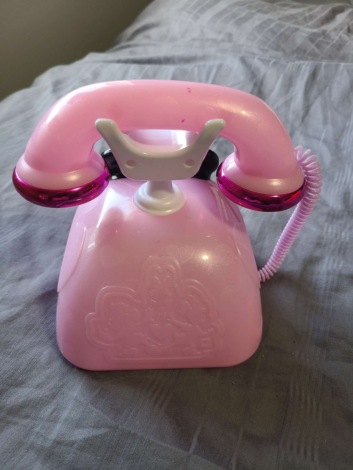Minnie mouse phone retail 30