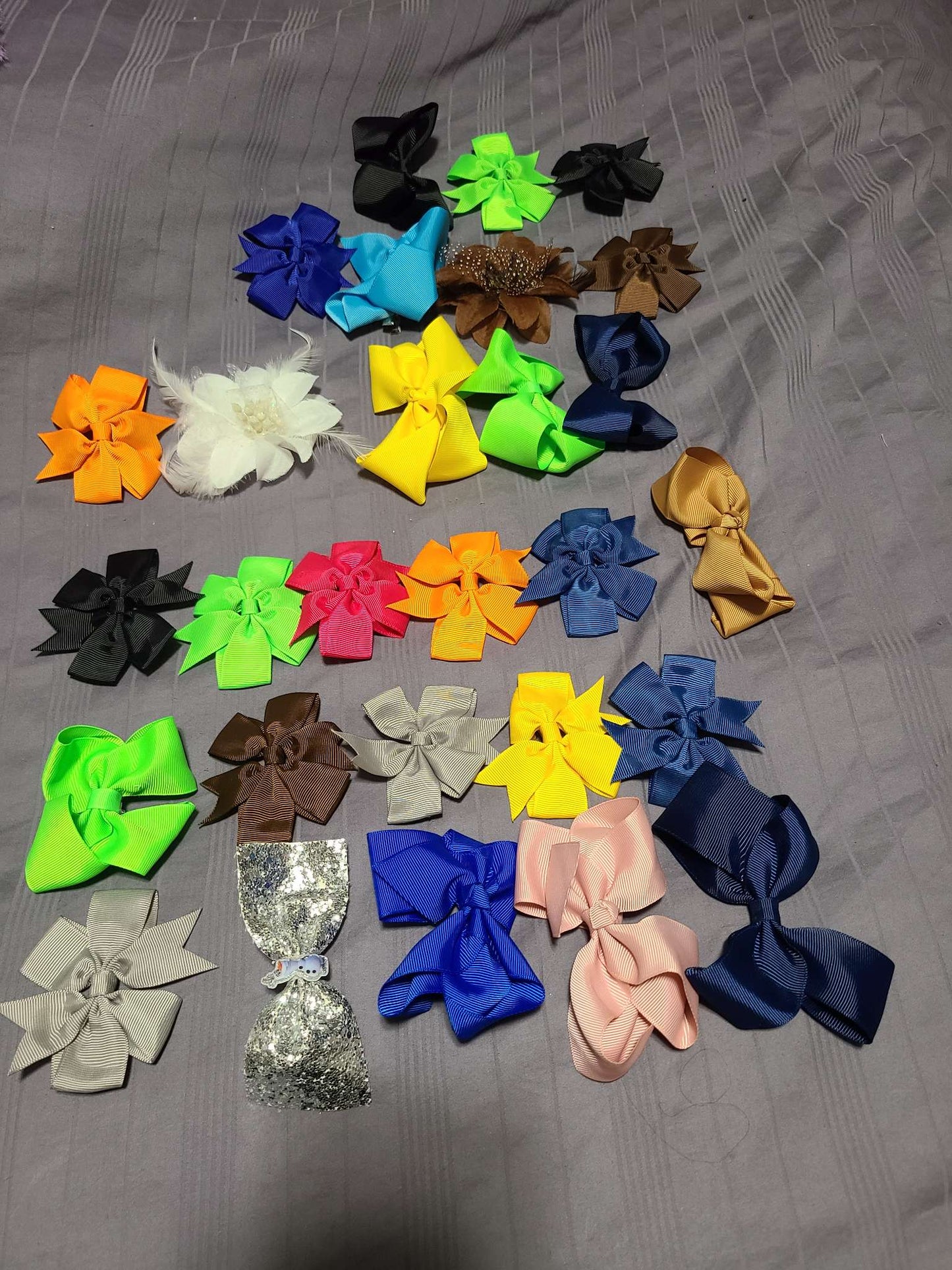 Bow tie hair clip accessories
