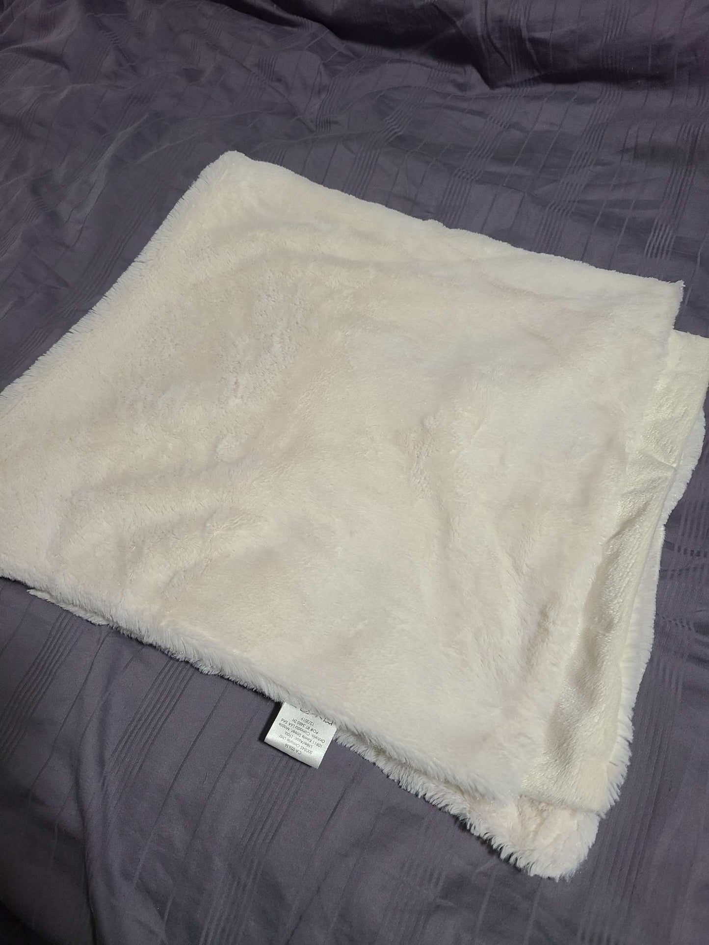 Jesse and lulu blanket white