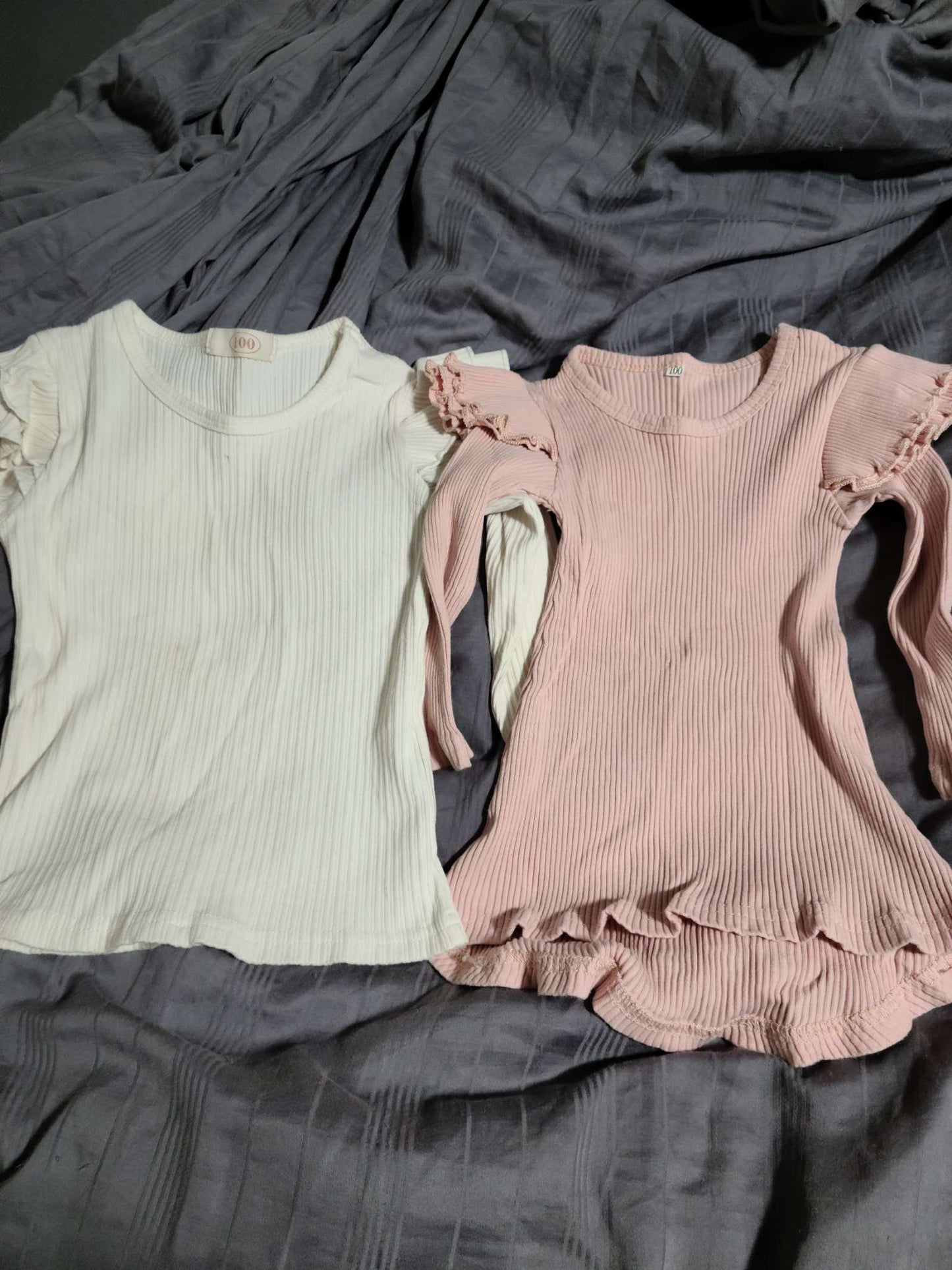 Size 100 long sleeve tops , Kids 3T
