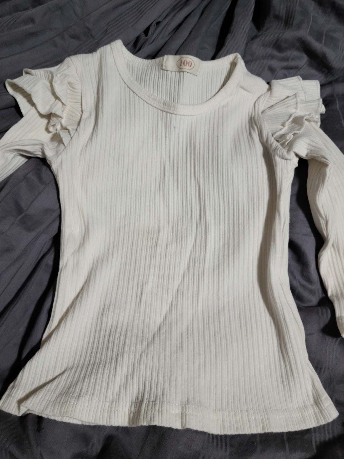 Size 100 long sleeve tops , Kids 3T