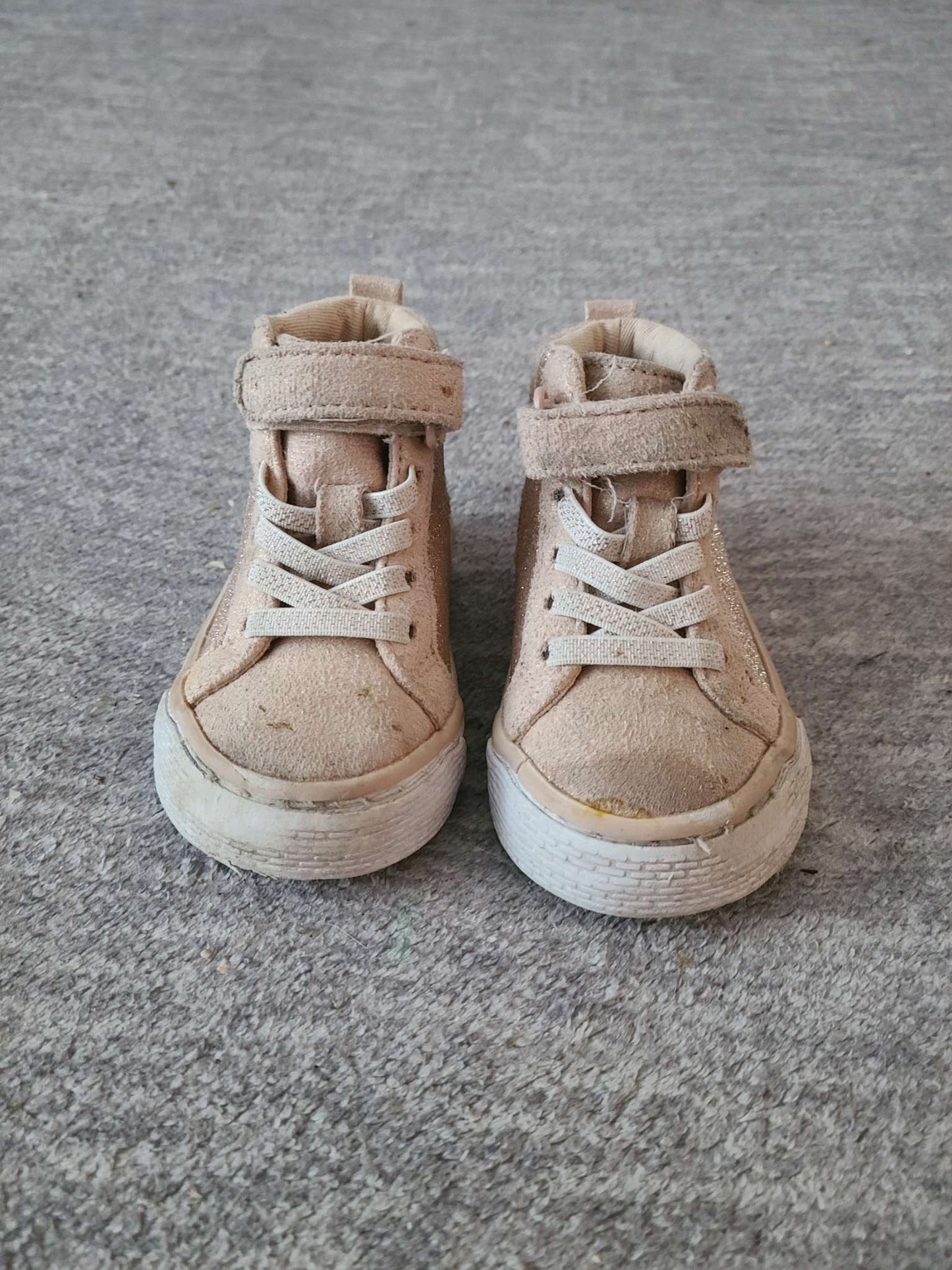 Size 4 pink children's place sneakers , Shoes 4 (Baby: 0-12 mth)