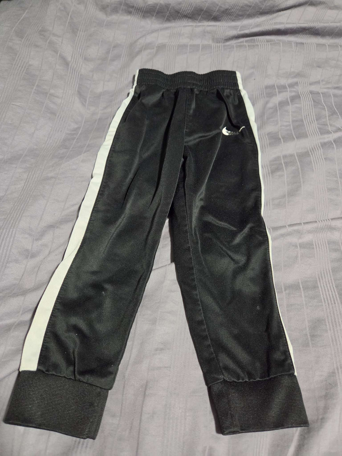 4T Nike track suit , Kids 4/4T