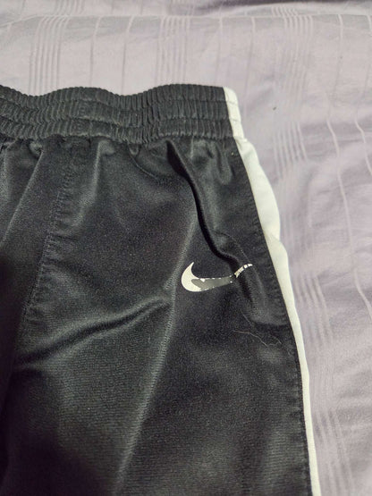 4T Nike track suit , Kids 4/4T
