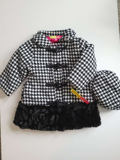 Girls Black and White Coat, Kids 18 Month (12-18M)