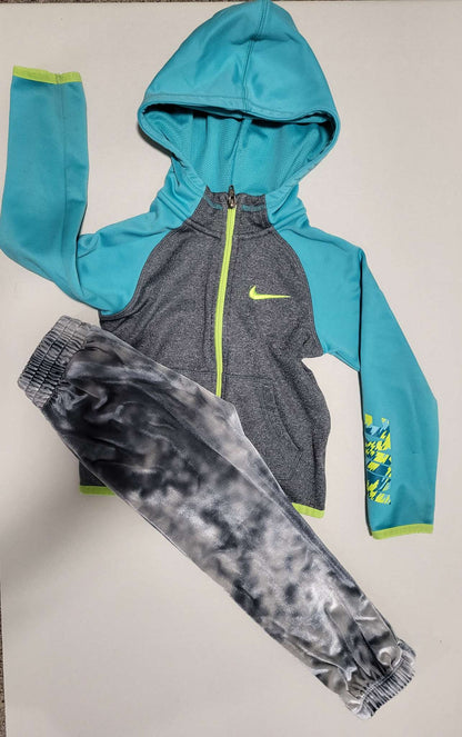 Nike Zip-up hoodie and pants, Kids 4/4T