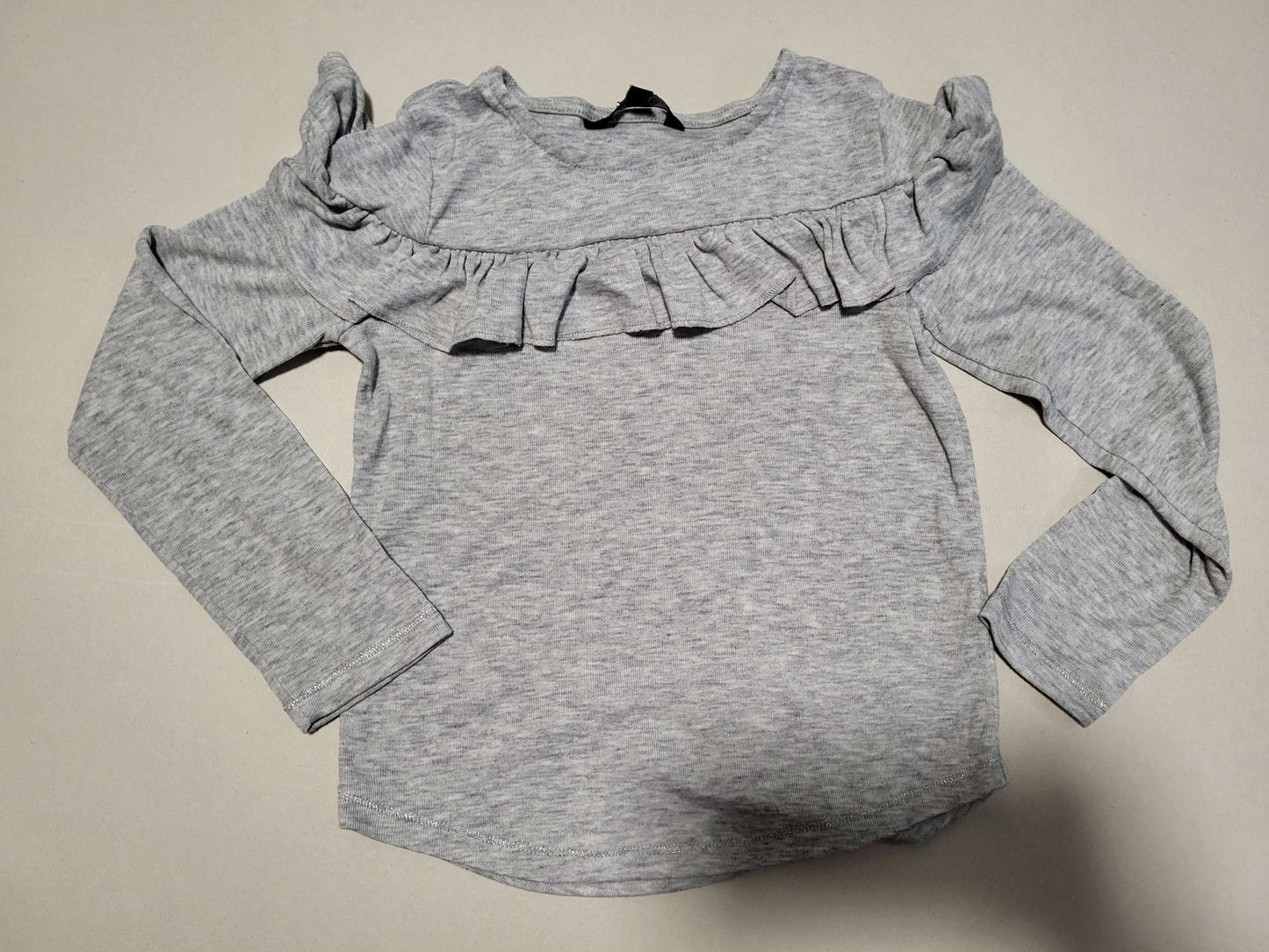 Frilly Grey Long sleeve with Black Pants Set, Kids 4/4T