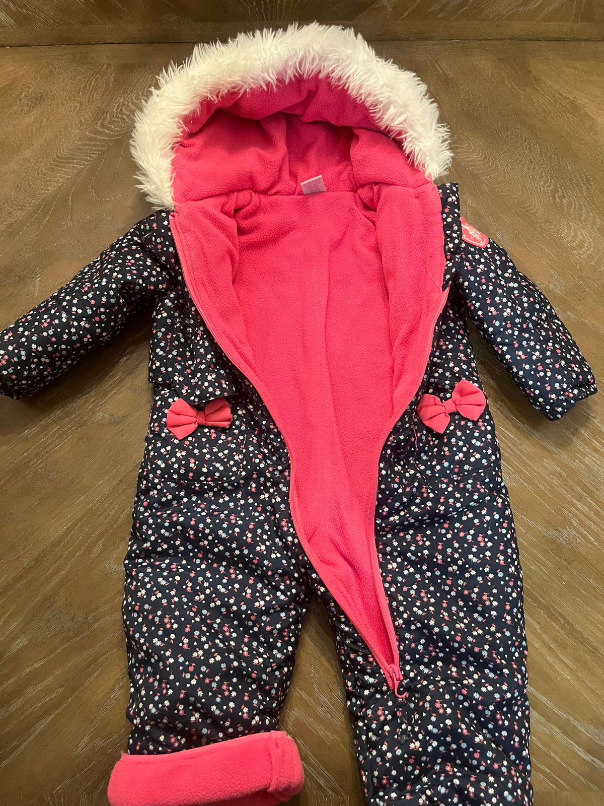 Onesie Snow Suit, Kids 12 Month (9-12M)